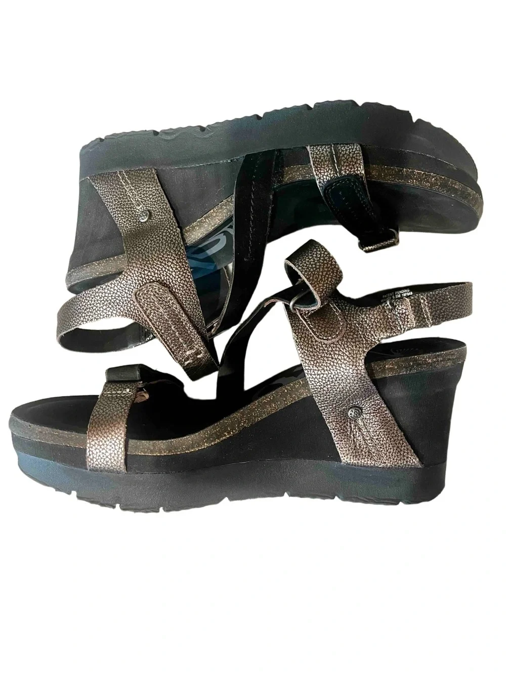 OTBT Wavy Platform Sandal Metallic and Black size 9.5